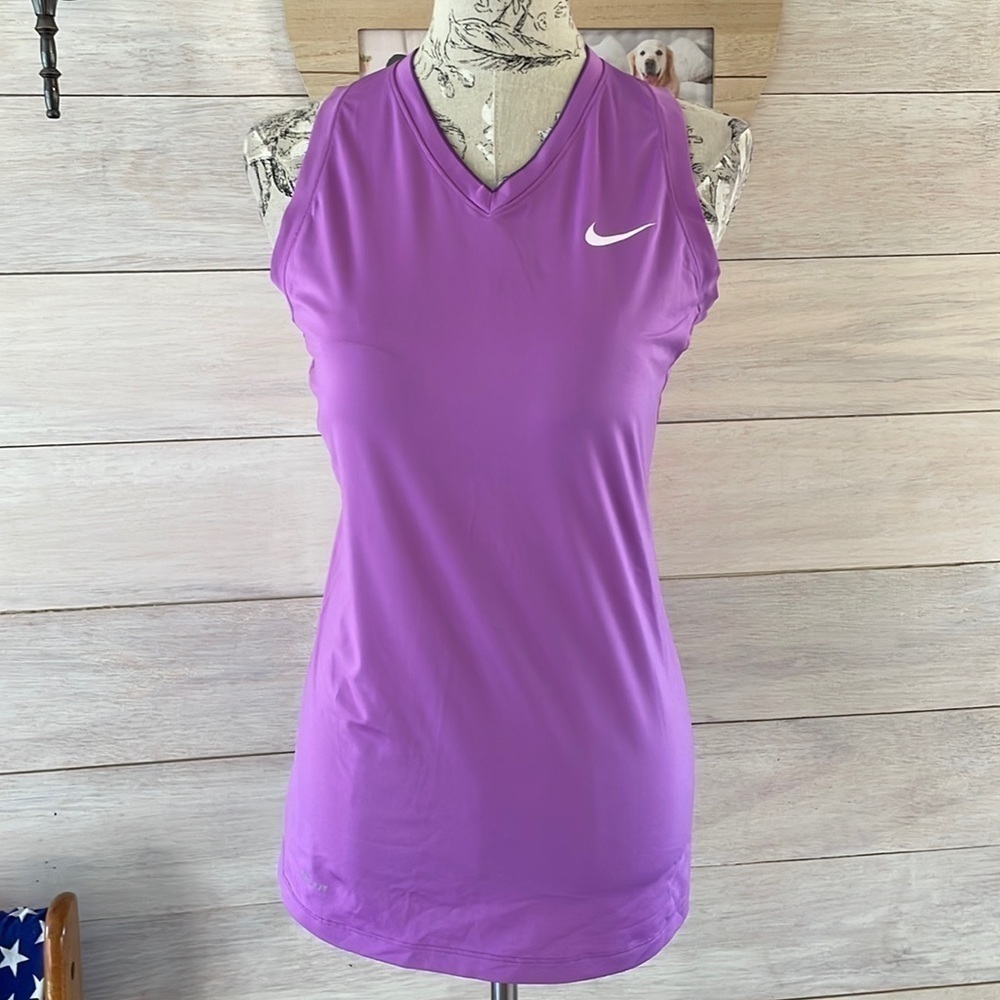 *nike Pro Combat Purple Stretch Tank M